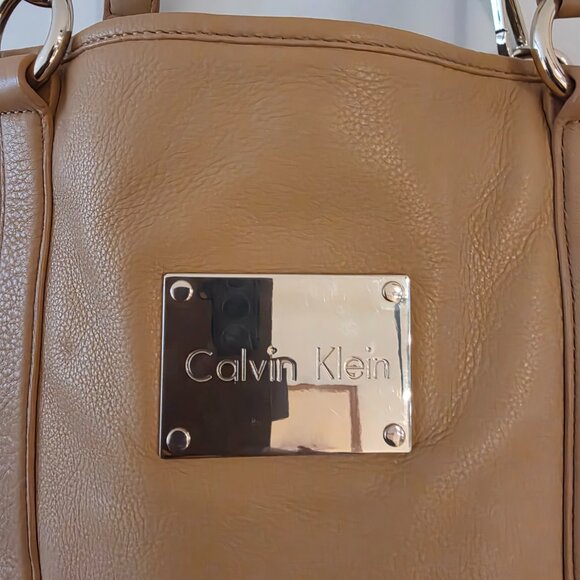 Handbag - Picture 7 of 7